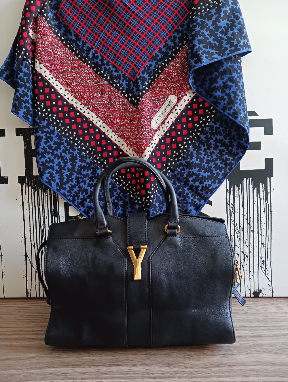 YSL Black.Cabas Chyc Satchel Bag+ Free Gift Tiffany & Co Silk Scarf